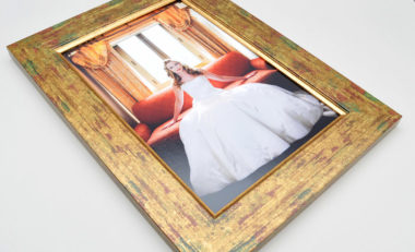 FRAME Gold Accent 2 Photography