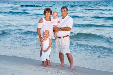 Family Beach Portraits Z61 5128