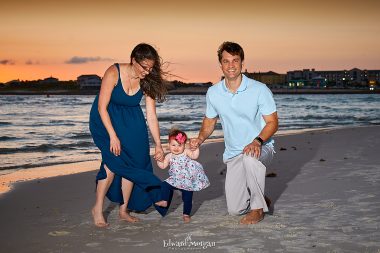 Family Portraits On The Beach (10)