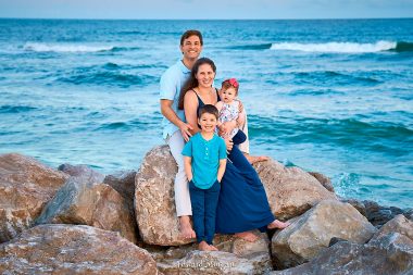 Family Portraits On The Beach (6)