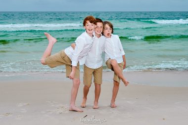 Family Beach Photographer Z61 7412