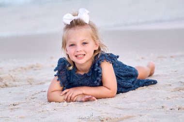 Plantation Beach Portraits (12) Family Beach Photography