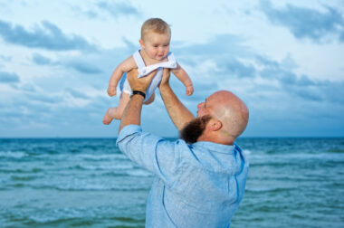 A9302558family Beach Portraits