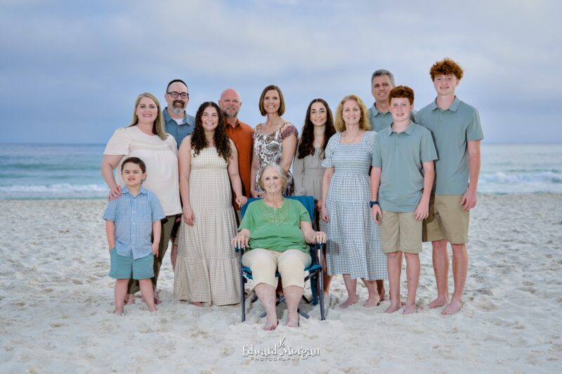 Gulf Shores, a family beach portrait, large family. 